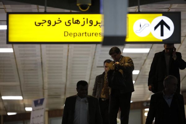 في اليوم العالمي للمهاجرين.. عندما تتحول مغادرة إيران من "خيار" إلى "استراتيجية للبقاء"