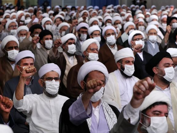 امامان جمعه به خامنهای: هنوز با کسب رضایت جنابعالی فاصله داریم