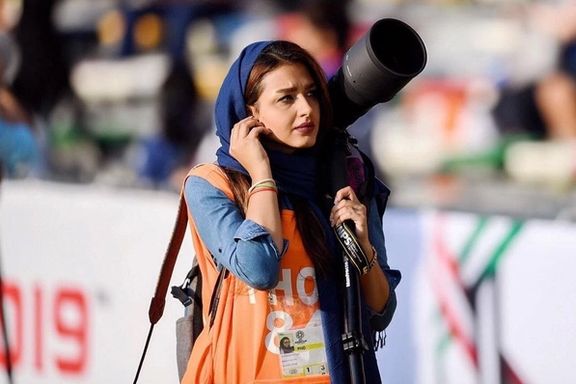 ادامه برخورد با خبرنگاران در ایران؛ پرتو جغتایی، عکاس ورزشی بازداشت شد