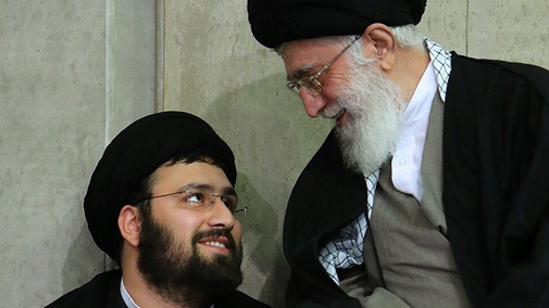 نوه خمینی: خامنهای تنهاست و همه تیرها به سمت او میرود