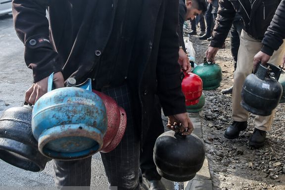 ادامه تعطیلیهای پیدرپی گسترده همزمان با بحران گاز در ایران