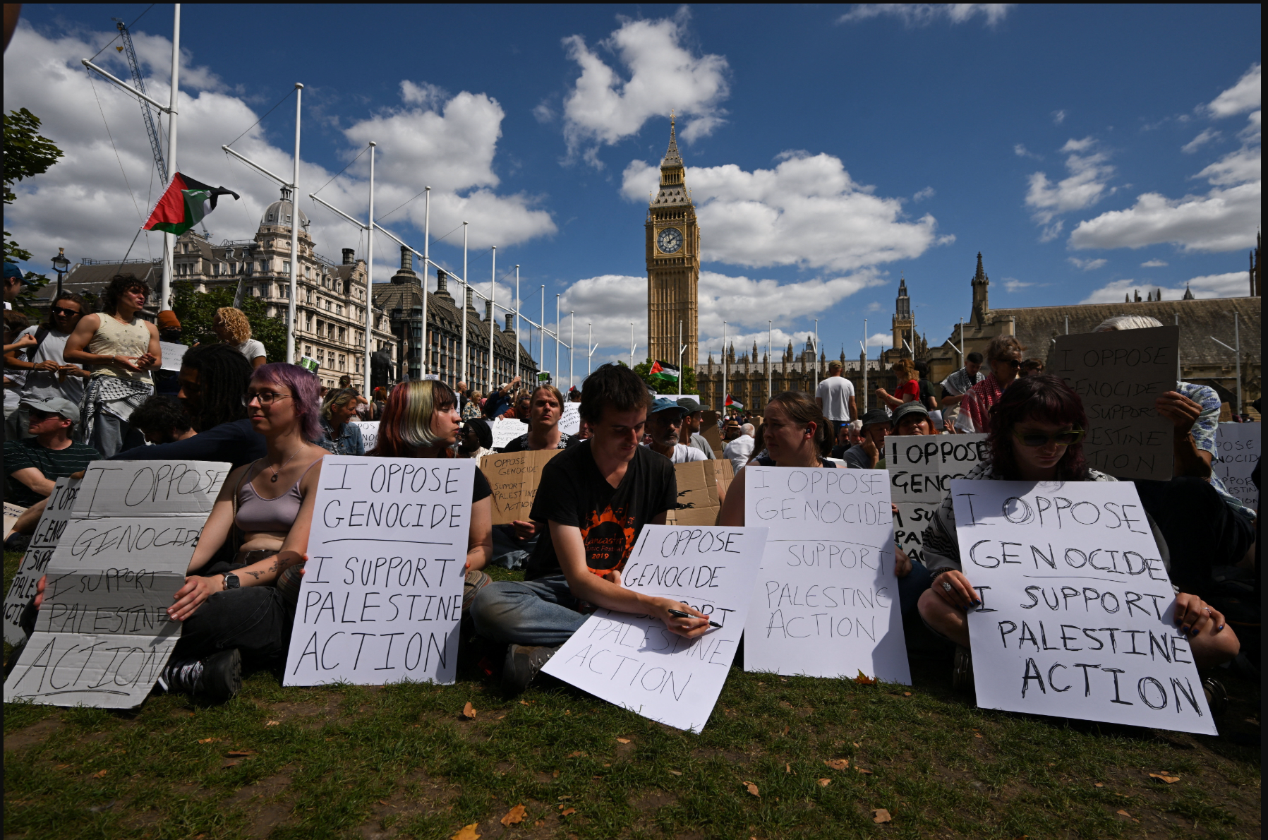 بیش از ۴۰۰ نفر در لندن به اتهام حمایت از گروه ممنوعه «اقدام برای فلسطین» بازداشت شدند
