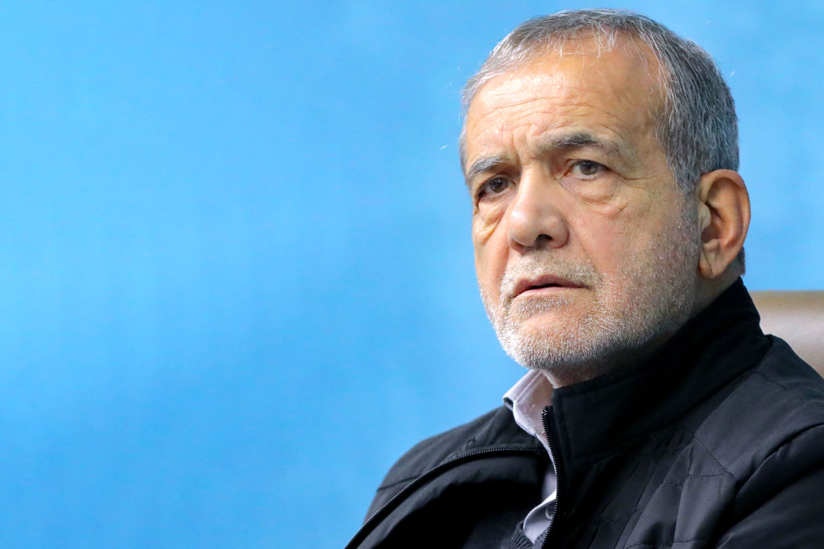 واکنش تند اصولگرایان به تغییر موضع پزشکیان درباره برنامه هسته‌ای پس از جنگ ۱۲ روزه