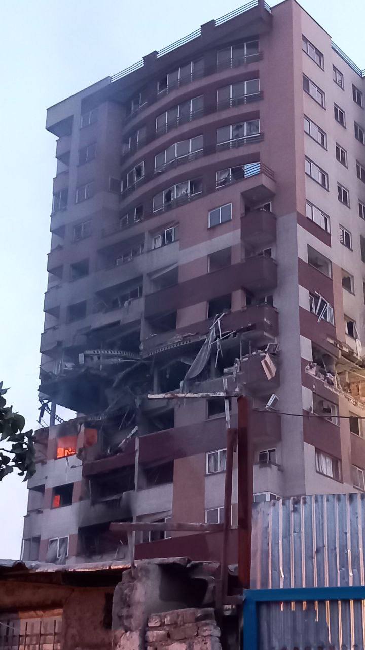 سياسي موالٍ لنظام طهران: عندما استُهدِف قادتنا وعلماؤنا تشكّلت صورة دقيقة لهجمات العدو