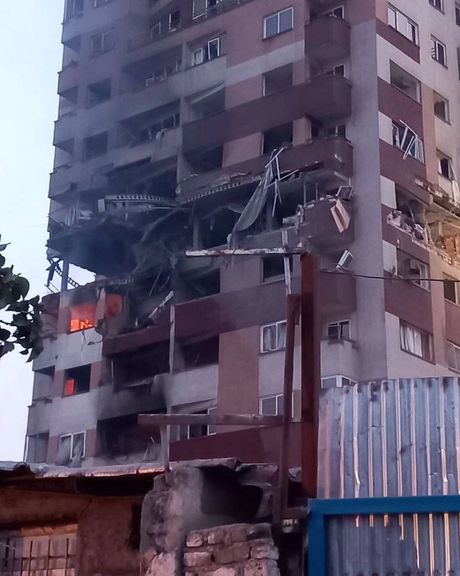 سياسي موالٍ لنظام طهران: عندما استُهدِف قادتنا وعلماؤنا تشكّلت صورة دقيقة لهجمات العدو