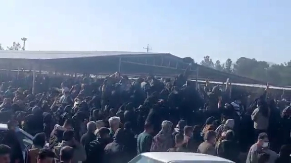 ۶۰۰ هزار نیروی مسلح جمهوری اسلامی، در محاصره خویشاوندان سوگوار و خشمگین