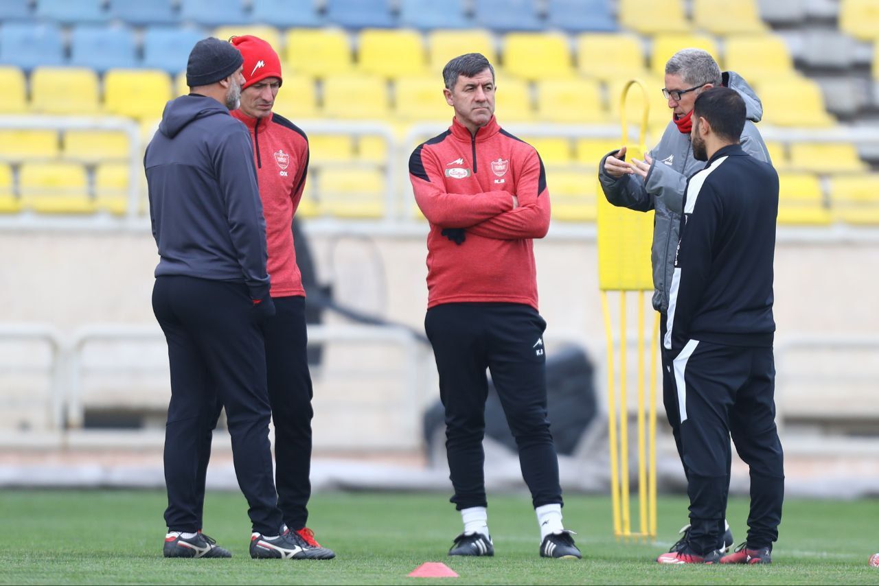 جلسه هیات مدیره پرسپولیس؛ از گاریدو «فعلا» حمایت شد، آنالیزور دایی و عبدی اضافه می‌شود؟