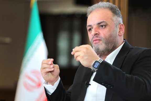 سجاد انوشیروانی: گزارش پلیس فرودگاه اشتباه است، ما برای درخواست خروج ارز مُهر نزدیم