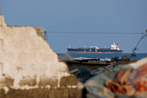 Russia, China push back against Hormuz restrictions