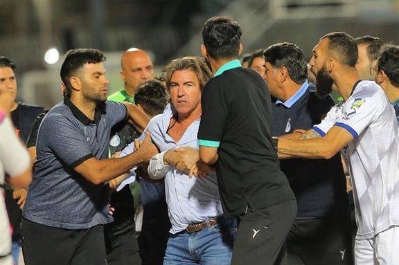 باشگاه استقلال تمام قد پشت سرمربی؛ ریکاردو ساپینتو، رکورددار محرومیت در این فصل لیگ برتر