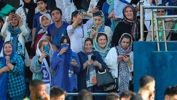 رئیس فدراسیون فوتبال: شورای امنیت ورود زنان به ورزشگاهها را تصویب کرده است
