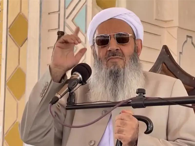 زعيم أهل السُّنَّة في إيران يشكك في رواية النظام حول مقتل طالب جامعي بمركز للأمن