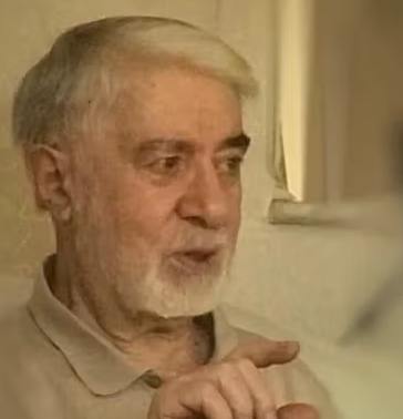 میرحسین موسوی از حصر: بازی به پایان رسیده؛ تفنگ‌ها را زمین بگذارید و از قدرت کناره بگیرید