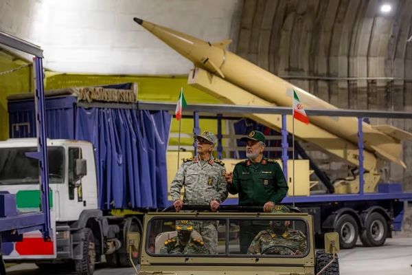 مسؤول في الجيش الإسرائيلي يحذر أوروبا من صواريخ إيران