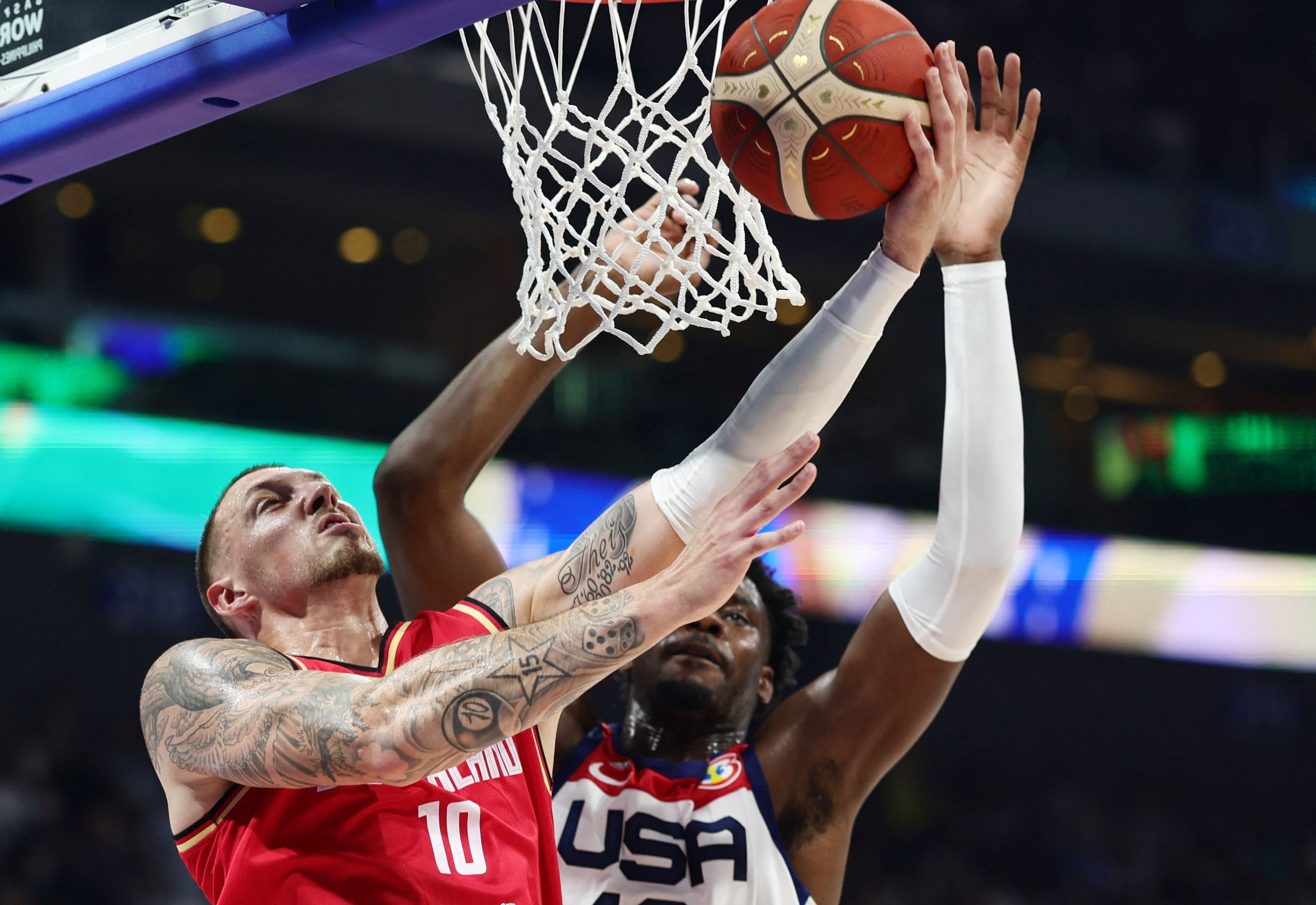 آلمان ۱۱۳-۱۱۱ آمریکا؛ ژرمن‌ها تیم سوم آمریکا را بردند و فینالیست جام‌جهانی بسکتبال شدند