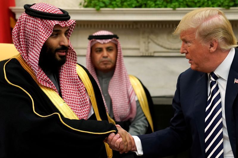 اکسیوس: حمله عربستان سعودی به فرودگاه صنعا با موافقت ترامپ انجام شد