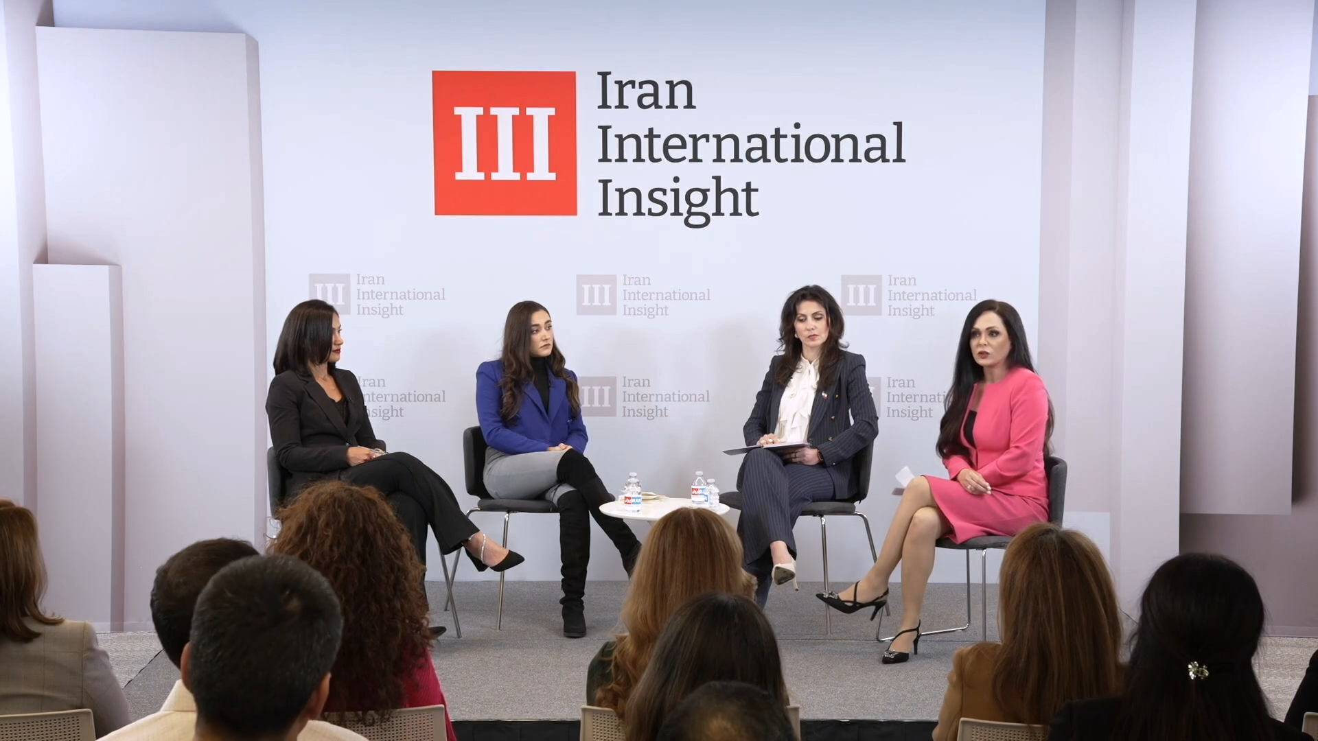 گفتگوهای واشینگتن: زنان و آینده ایران