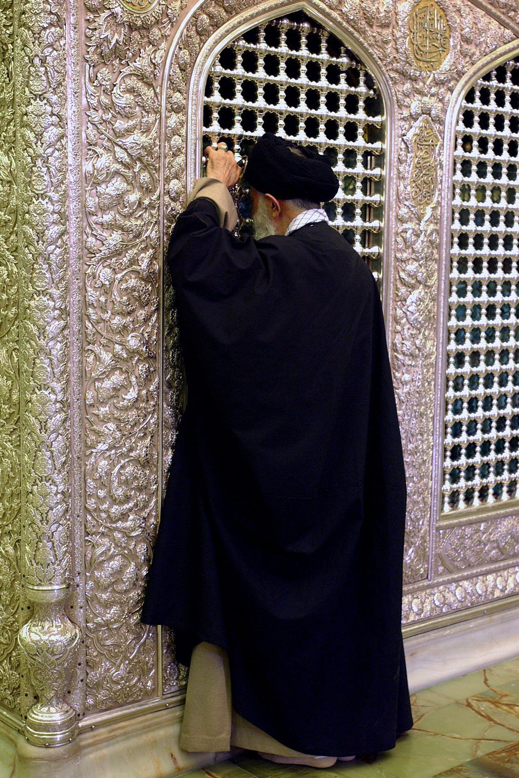 صحيفة إسرائيلية: خامنئي يعاني من "كرامة مجروحة" ويرغب في الانتقام بعد حرب الـ12 يومًا