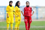 اعتراض فوتبالیستهای زن به ممنوعیت ورود مردان: میخواهیم دیده شویم