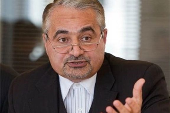 مسیح علینژاد خواستار حمایت از کارزار تقاضا برای اخراج حسین موسویان از دانشگاه پرینستون شد