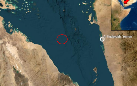 یک کشتی تجاری در غرب بندر حدیده یمن هدف حمله یک پهپاد قرار گرفت و آسیب دید