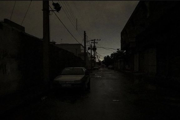 شرکت برق: وزش باد شدید، برق بیش از ۴۰ درصد منازل گنبد کاووس را قطع کرد