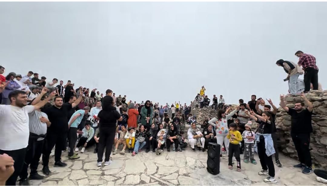 گردهمایی فعالین مدنی ترک در قلعه بابک