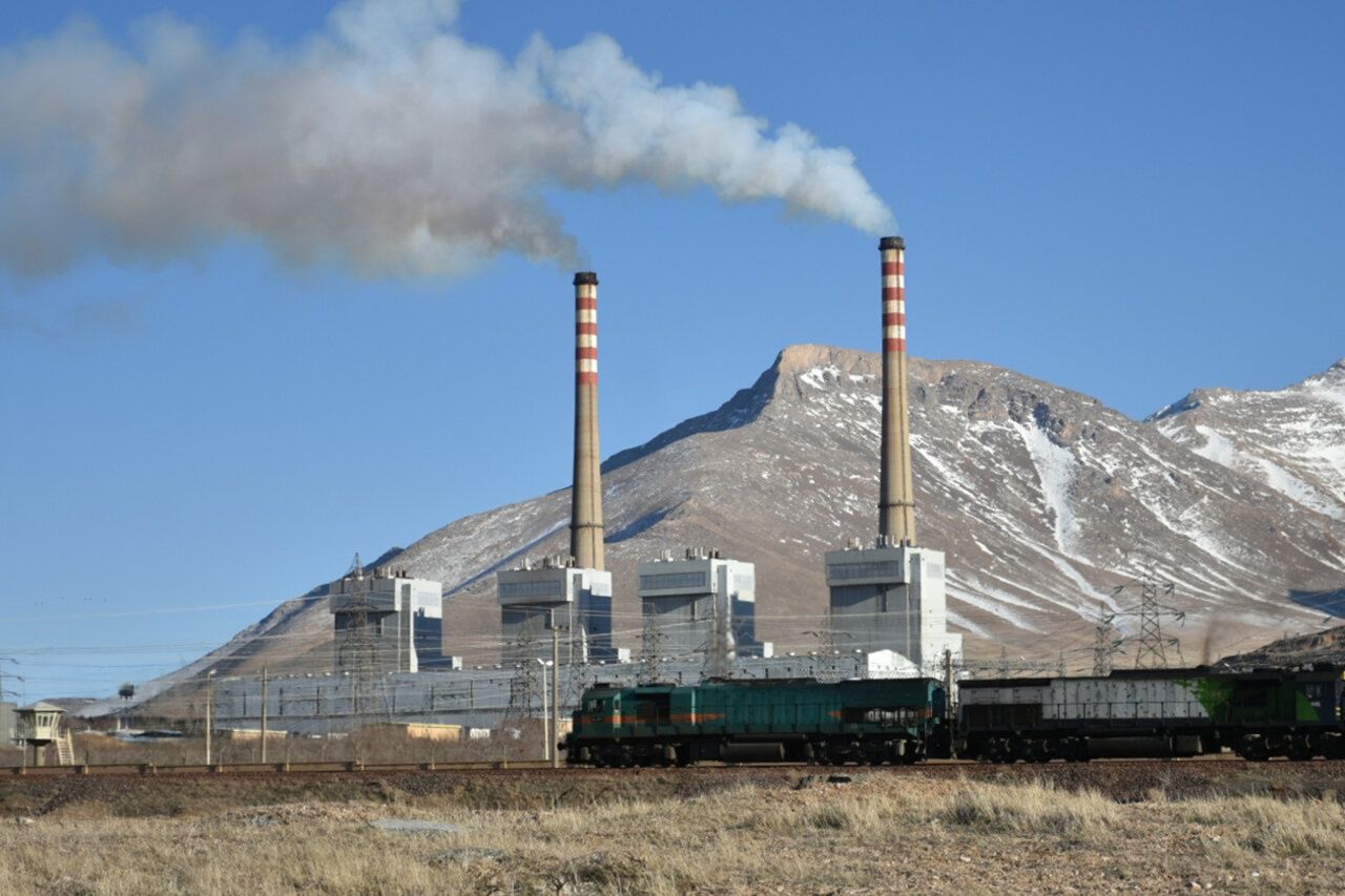 عضو کمیسیون انرژی مجلس: مازوت‌سوزی با اجازه شورای عالی امنیت ملی است