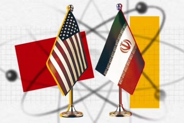 مقام اماراتی: شانس توافق آمریکا و جمهوری اسلامی «پنجاه-پنجاه» است
