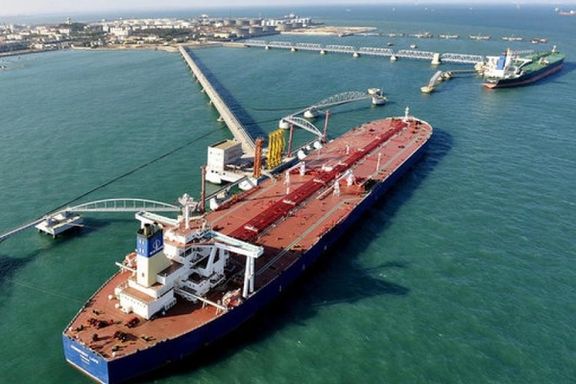 بلومبرگ با اشاره به سفر هیات ایرانی به سئول: تهران در فکر بازگشت به بازار نفت است