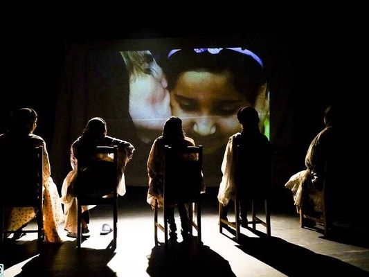 برنامه اجرای یک نمایش در شیراز لغو و اجرای یک نمایش دیگر در تئاتر شهر تهران متوقف شد