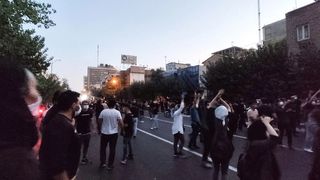 Underground Youth Groups In Iran Survive Clampdown, Seek Regime’s Overthrow