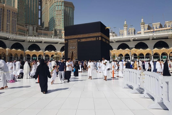 سازمان حج و زیارت اعلام کرد به زائران مراسم حج واکسن آسترازنکا تزریق خواهد شد