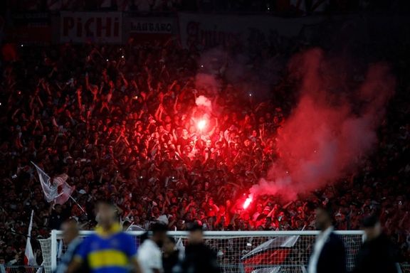 مرگ یک هوادار فوتبال در آرژانتین در پی سقوط از سکوهای ورزشگاه خانگی ریورپلاته