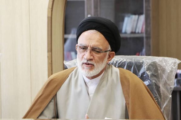 دبیر جامعه روحانیت شیراز: دشمنان میخواهند زنان چادری را به پاساژ و مراکز تجاری راه ندهند