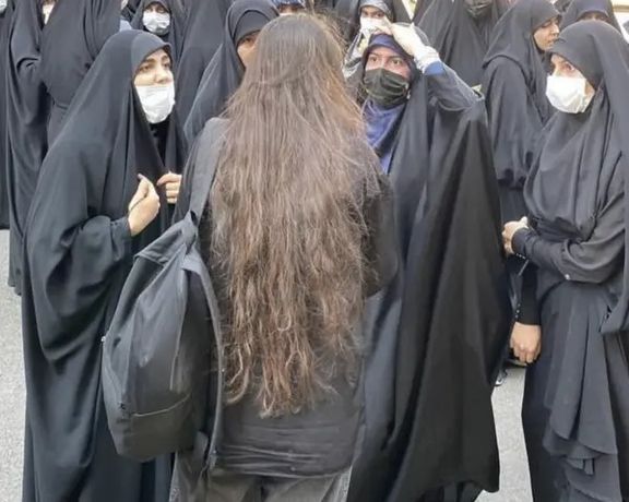 موج جدید محرومیتهای اجتماعی و سلب آزادیهای زنان در ایران؛ قول قالیباف برای «لایحه حجاب»