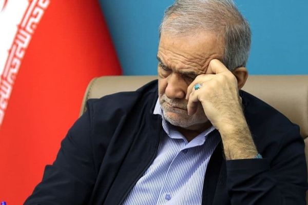 بنبست در پاستور و بحران در بیت؛ سپاه پاسداران کنترل کامل دولت را به دست گرفته است