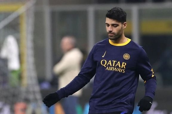 واکنش طارمی به دلار ۹۰ هزار تومانی: مردم میدانند مسئول کوچک شدن سفرههایشان چه کسی است