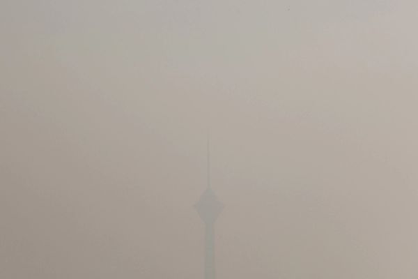 Tehran faces worsening smog as officials issue new health warning
