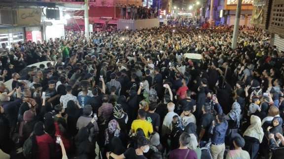 Protests in Abadan on May 25, 2022