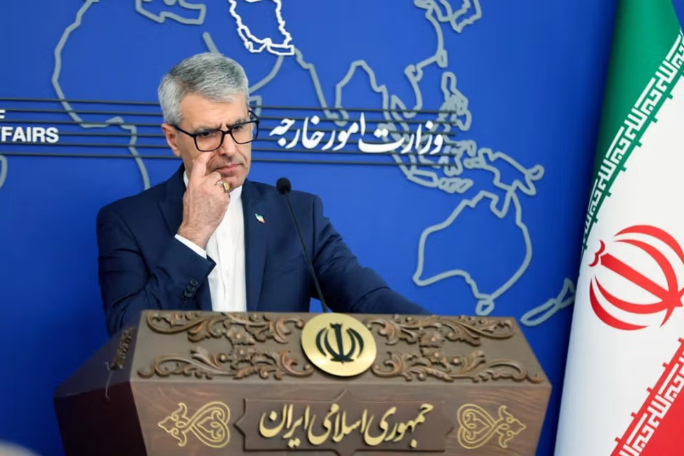 بعد تعليق اعتماده من قِبل بيروت.. إيران تأمل أن يبدأ سفيرها الجديد مهامه في لبنان قريبًا