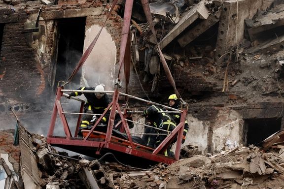 ویرانیها برجا مانده از حملات روسیه به شهر ترنوپیل اوکراین، ۳۰ آبان