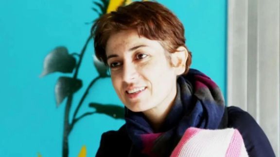 دیوان عالی، حکم اعدام پخشان عزیزی را تایید کرد؛ نرگس محمدی خواهان اعتراض همگانی شد