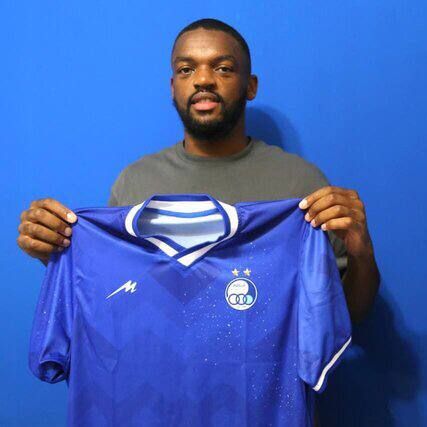 کوین یامگا، مدافع فرانسوی با امضای قراردادی ۲ ساله به تیم استقلال پیوست