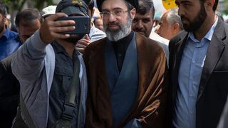 Succession debate flares after critic’s apparent backing of Khamenei’s son