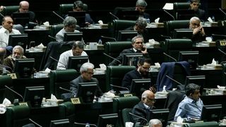 As economic pressure mounts, Iran’s parliament moves toward impeachments