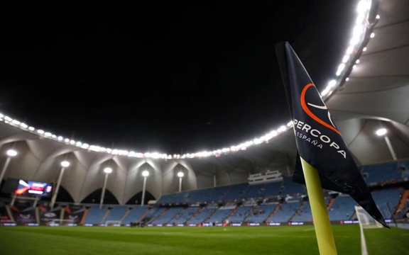 ورزشگاه ملک فهد، میزبان سوپرکاپ اسپانیا