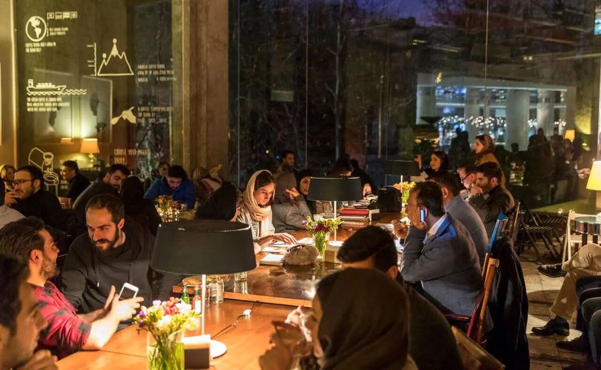 مردم جشن می‌گیرند، حکومت پلمب می‌کند؛ ممنوعیت شادی از قهوه‌پارتی تا برند پوشاک