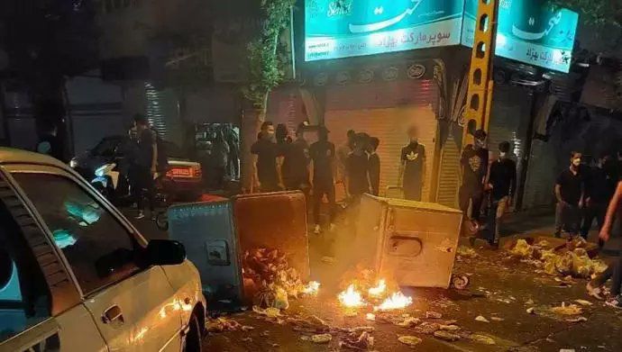 Sociologist In Iran Says ‘Window Of Opportunity’ Closing For Regime