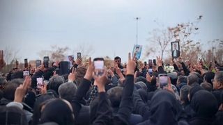 عندما يكرهك الوطن.. رسالة من "مشهد" إلى خامنئي